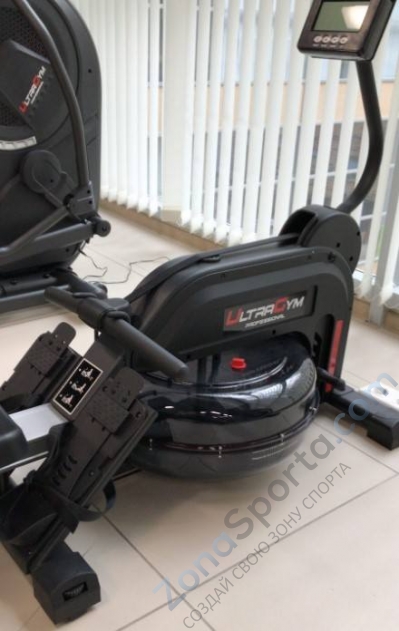 Гребной тренажёр UG-RW002